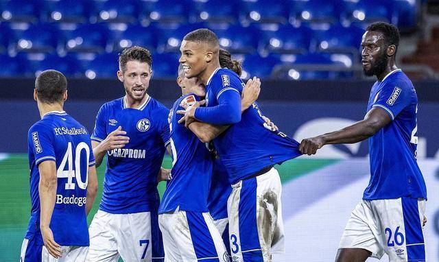 爱游戏体育-C9观众热烈欢呼！，Karsa迎来五赛季出色发挥上演精彩一战的简单介绍