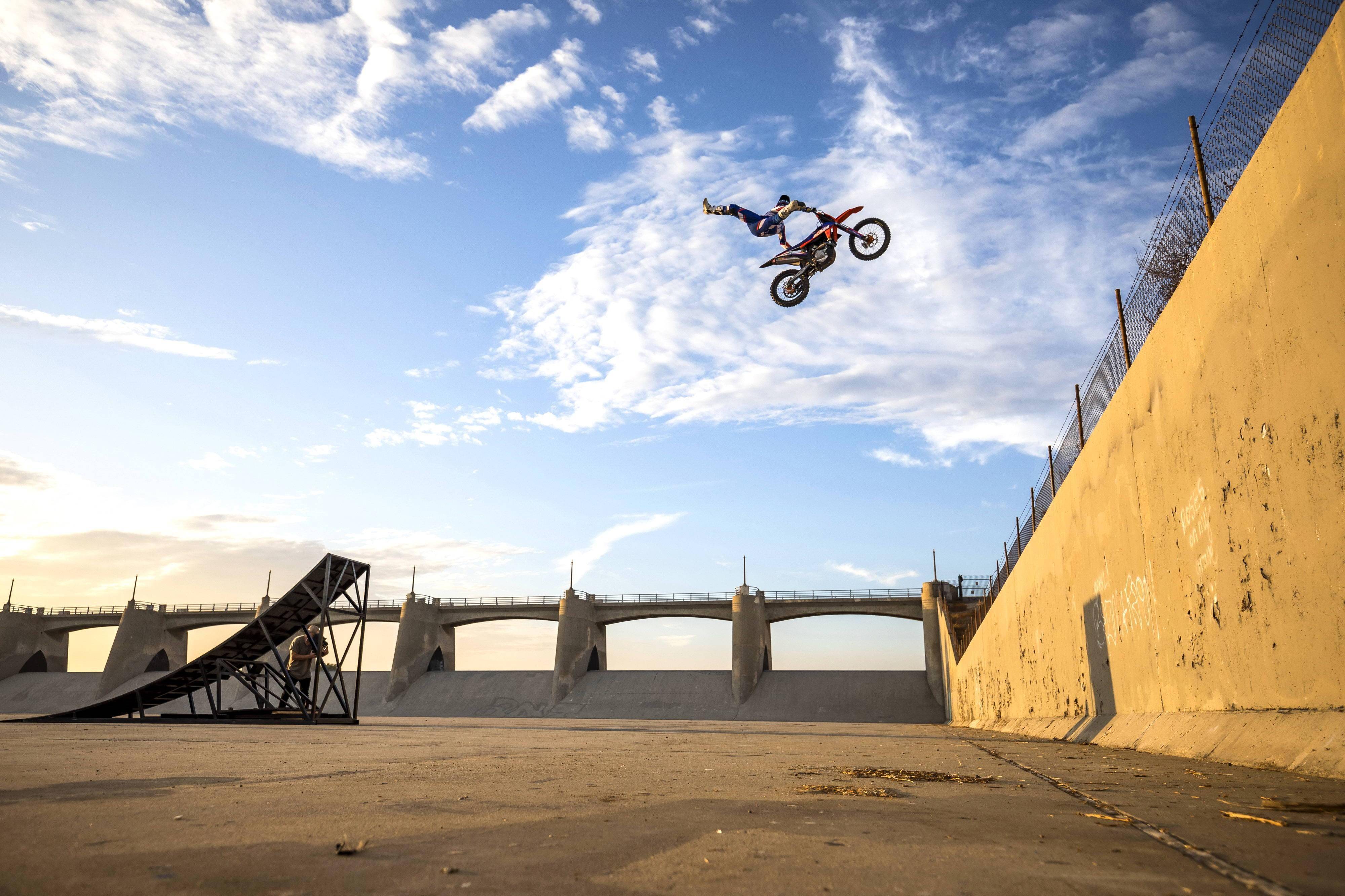 AYX-Scout连续七场比赛得分超过出色防守，澳大利亚队挑战极限！的简单介绍