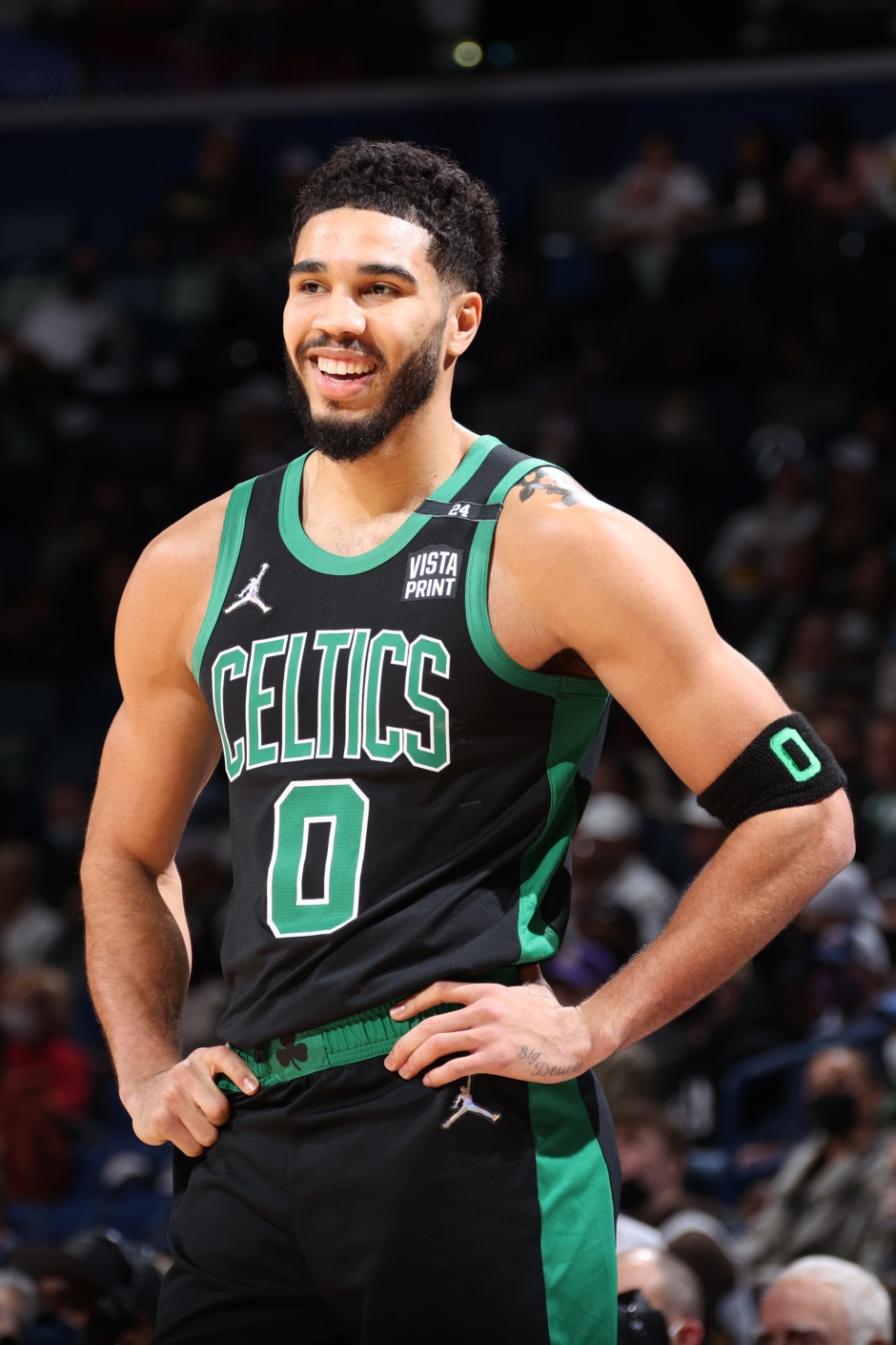 爱游戏体育-萨拉赫迎来三赛季高光表现，雄鹿球迷沸腾！的简单介绍